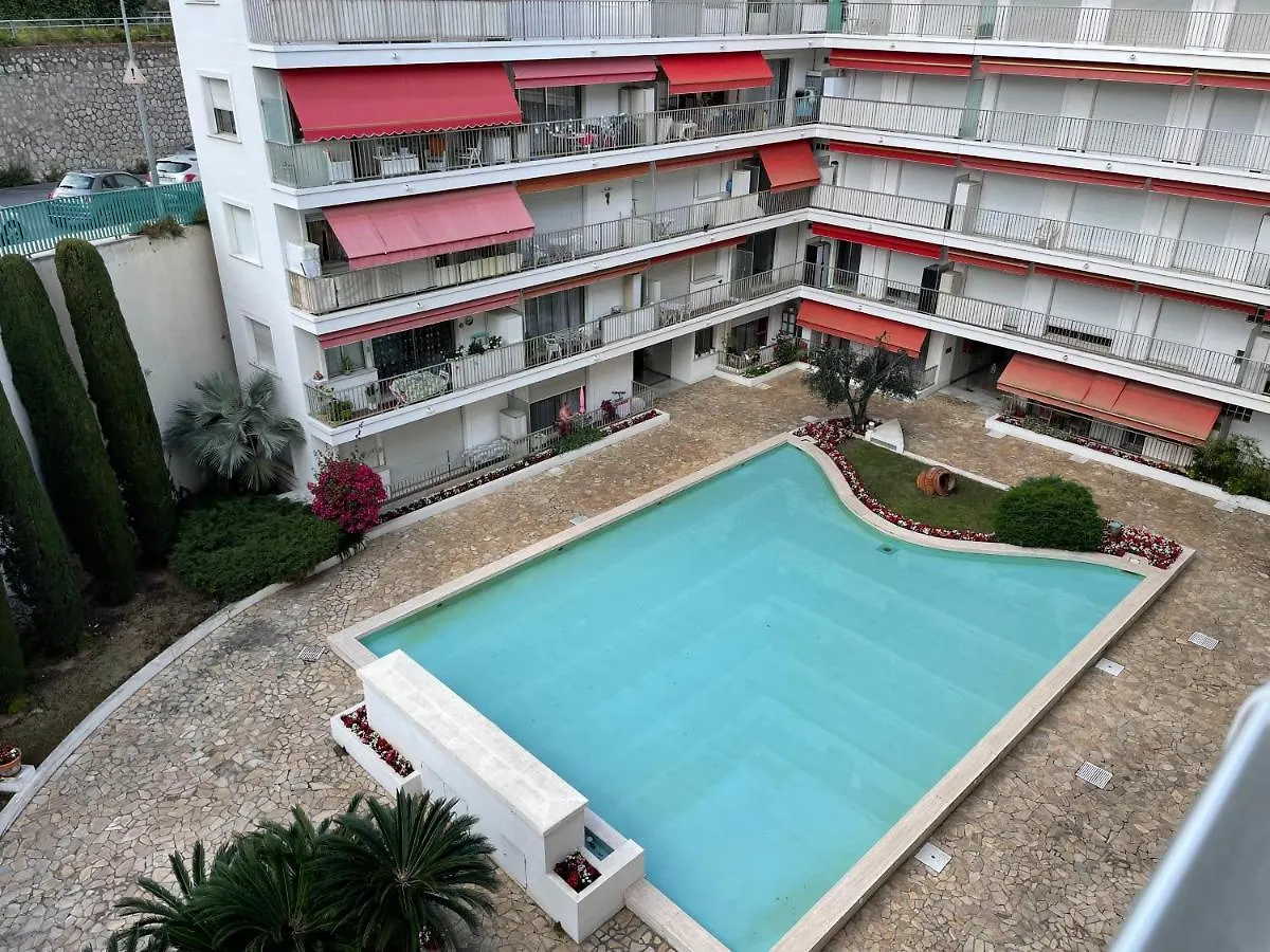 La Room: Seaside Apartment + Terrace + Parking Menton Franciaország